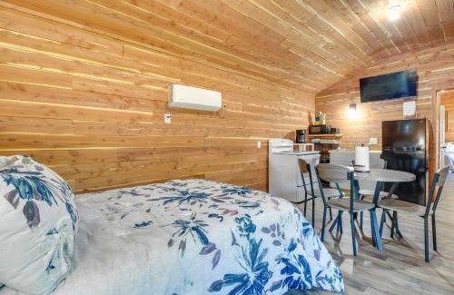 Lakeview House | Half-Mi to Bull Shoals Lake Access Anglers Cabin