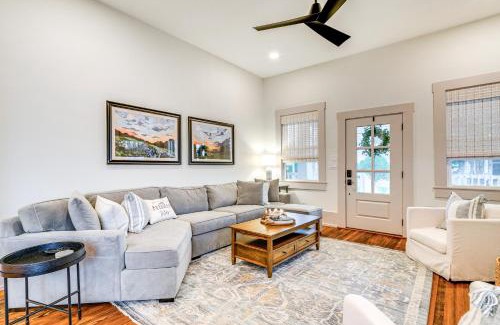 Brenham House | half Mi to Downtown Shops Brenham Home with Fire Pit