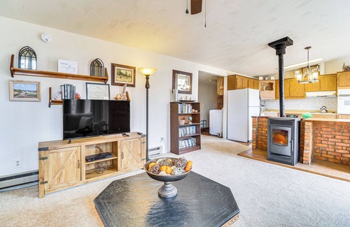 Jemez Springs Cabin | Half-Mi to Jemez Hot Springs: Cozy Cabin Getaway!