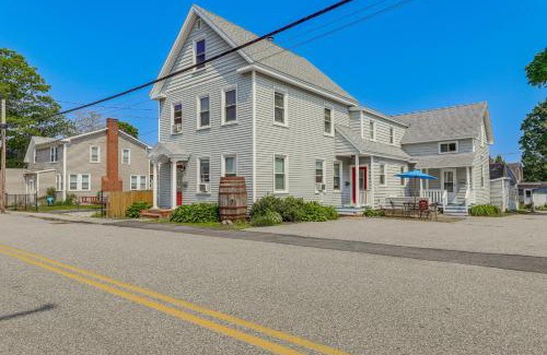 Old Orchard Beach Apartment | half Mi to Pier WFH-Friendly Apt in Maine!