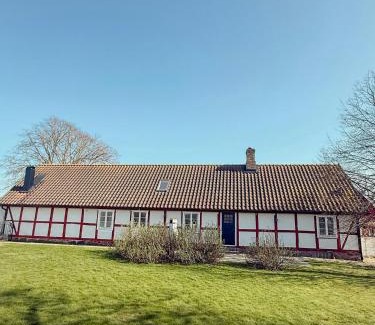 Jonstorp House | Half-Timbered House From 1850 Near Kullaberg