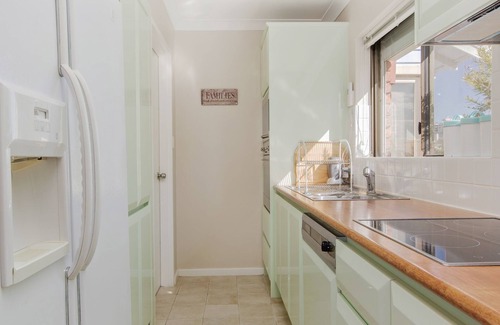 Halls Head House | Halls Head Parade - Beach House