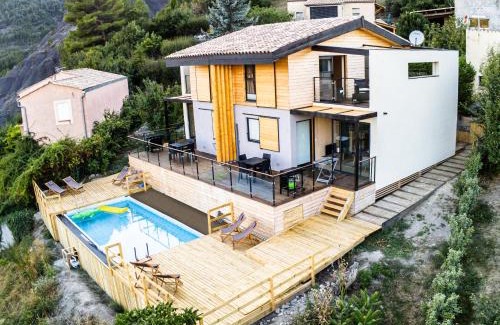 Marcoux House | Halte Air et Go