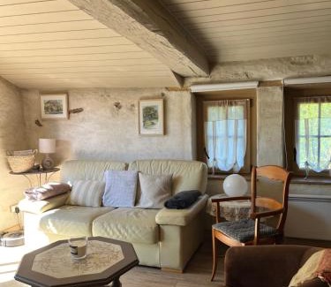 Saint-Germain-lAiguiller Apartment | Halte vendéenne atypique