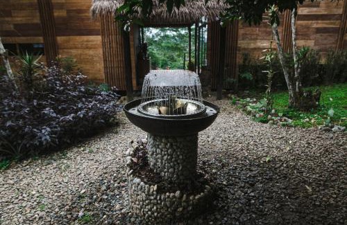 Ecuadorian Amazon Cabin | Hamadryade Lodge