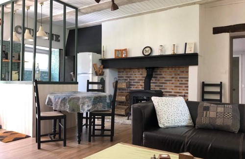 Lolme House | Hameau de 3 Maisons Individuelles en Pierre Avec Piscine à Débordement