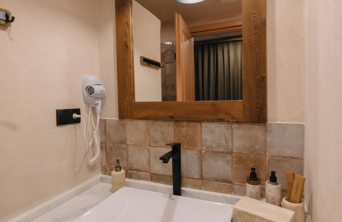 Tsilkani Hotel | Hameau Mukhrani