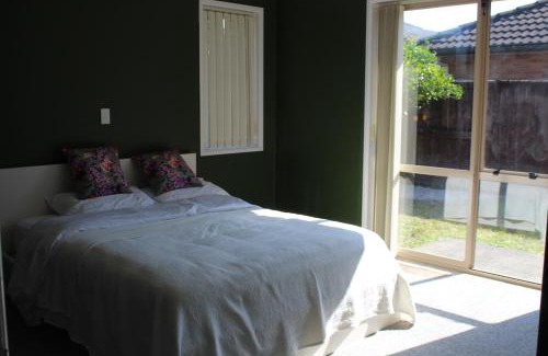 Hamilton East Bed & Breakfast | Hamilton East Haven