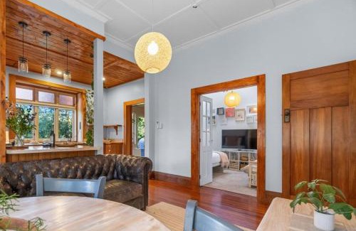 Hamilton East House | Hamilton Hideaway - Close to Town