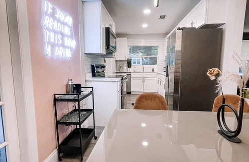 Old Seminole Heights House | Hamilton Homes: Eclectic Escape! Funky & Modern just minutes from downtown!
