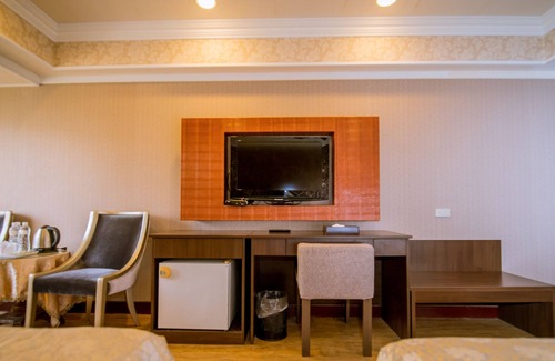 West District Hotel | Hamilton Hotel