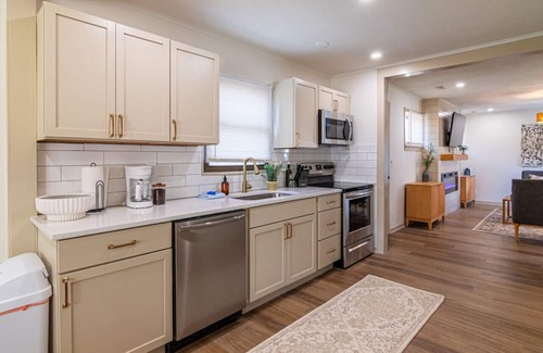 Noblesville House | Hamilton Modern Organic 3Bed 3Bath Noblesville