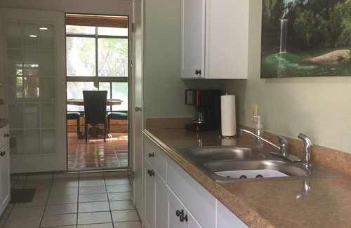 Bee Caves West Apartment | Hamilton Pool Road Guest House Special rate Jan-Feb