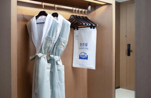 Panyu Hotel | Hampton by Hilton Guangzhou Luoxi