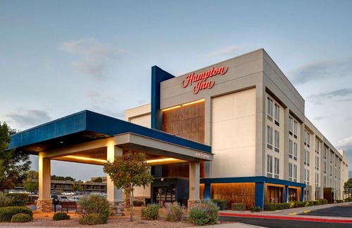 Altura Addition Hotel | Hampton Inn Albuquerque - University/Midtown