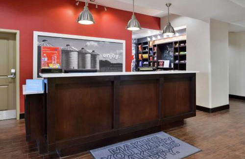 Hutto Hotel | Hampton Inn and Suites Hutto