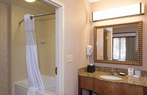 Fishers Hotel | Hampton Inn and Suites Indianapolis - Fishers