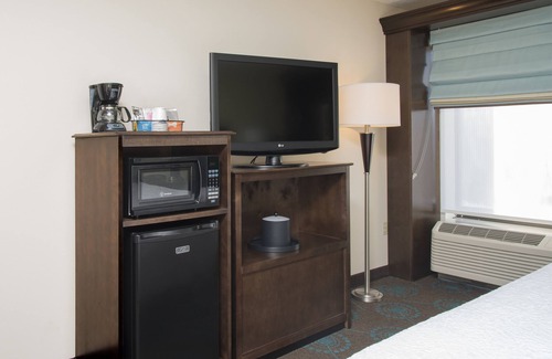 Kokomo Hotel | Hampton Inn and Suites Kokomo