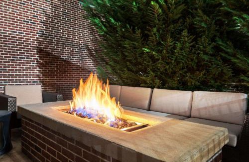 McDonough Hotel | Hampton Inn Atlanta McDonough