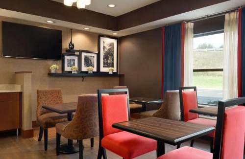 Battle Creek Hotel | Hampton Inn Battle Creek
