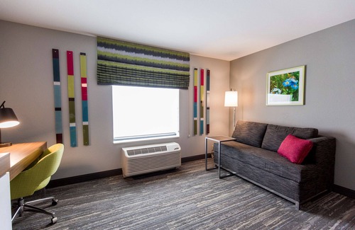 Bismarck Hotel | Hampton Inn Bismarck