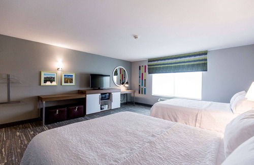 Bismarck Hotel | Hampton Inn Bismarck