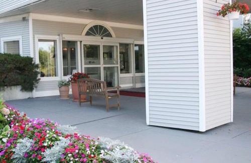 Burlington Hotel | Hampton Inn Burlington - Colchester