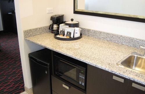 Fort Saskatchewan Hotel | Hampton Inn by Hilton Fort Saskatchewan