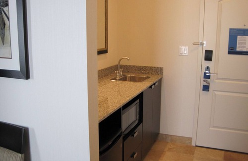 Fort Saskatchewan Hotel | Hampton Inn by Hilton Fort Saskatchewan