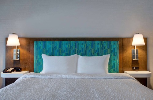 Brockville Hotel | Hampton Inn by Hilton Brockville
