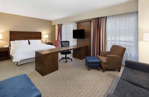Columbus Hotel | Hampton Inn by Hilton Columbus South Fort Benning