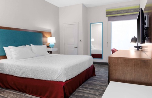 Bow Hotel | Hampton Inn by Hilton Concord/Bow