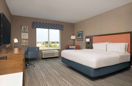 Port Hope Hotel | Hampton Inn by Hilton Port Hope Cobourg
