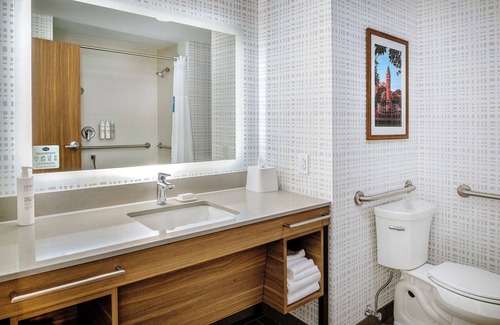 Airport Township Hotel | Hampton Inn By Hilton St Louis Airport