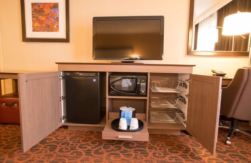 Sheridan Hotel | Hampton Inn by Hilton Toronto-Mississauga West