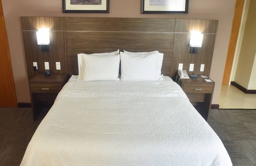 Tampico Hotel | Hampton Inn By Hilton Tampico Zona Dorada