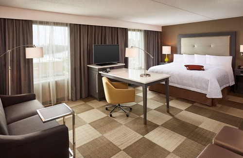 Timmins Hotel | Hampton Inn by Hilton Timmins
