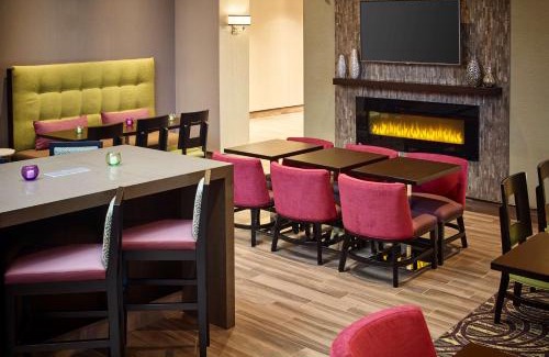 Timmins Hotel | Hampton Inn by Hilton Timmins