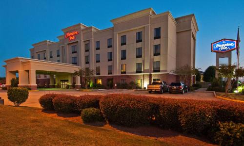 Canton Hotel | Hampton Inn Canton