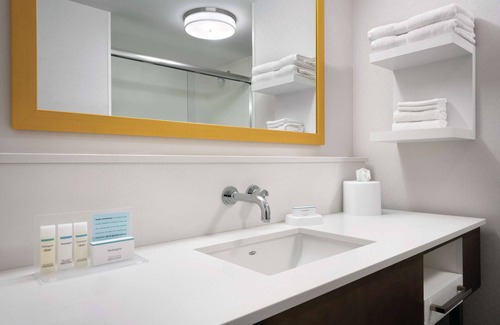 Champaign Hotel | Hampton Inn Champaign Southwest