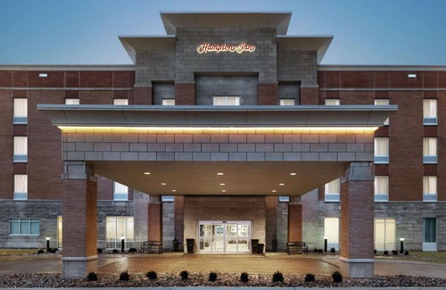 Champaign Hotel | Hampton Inn Champaign Southwest