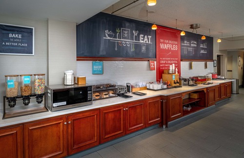 Charleston Hotel | Hampton Inn Charleston-Downtown
