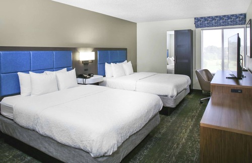 Elgin Hotel | Hampton Inn Chicago Elgin I 90