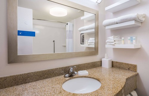 Clifton Park Hotel | Hampton Inn Clifton Park