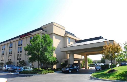 Columbus Hotel | Hampton Inn Columbus-International Airport
