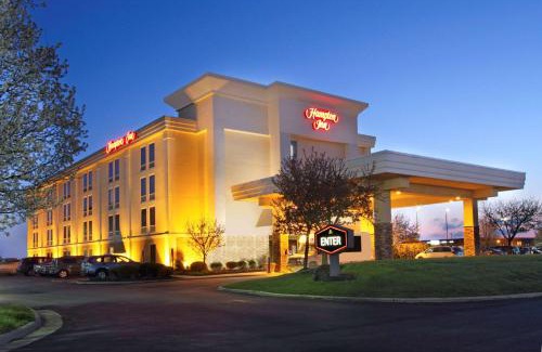 Columbus Hotel | Hampton Inn Columbus-International Airport