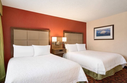 Union Square Hotel | Hampton Inn Denver West Federal Center