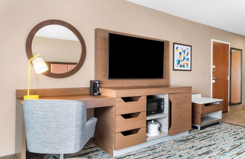 Auburn Hills Hotel | Hampton Inn Detroit/Auburn Hills-North