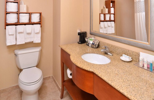 Evanston Hotel | Hampton Inn Evanston