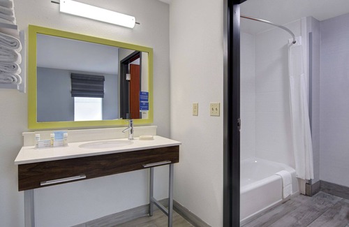 Fayetteville Hotel | Hampton Inn Fayetteville